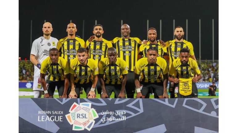الدوري السعودي: مبارزة الاتحاد والهلال قد تحدد بوصلة اللقب |
