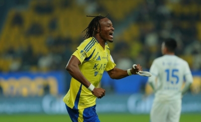 النصر يفعل بند شراء سيماكان