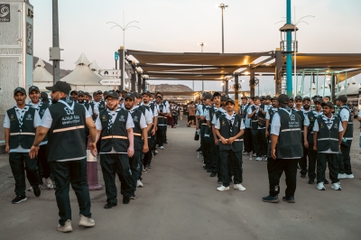 “كشافة الرياضة” يباشرون مهام مسح مشعر منى قبل وصول الحجيج
